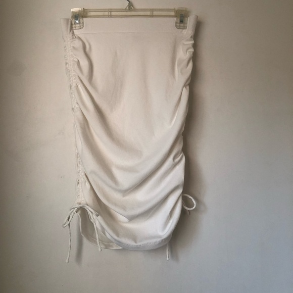 Princess Polly Neive White Mini Skirt 10 - Picture 6 of 9